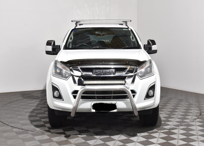 Used 7
                    ISUZU
                     for Sale Image