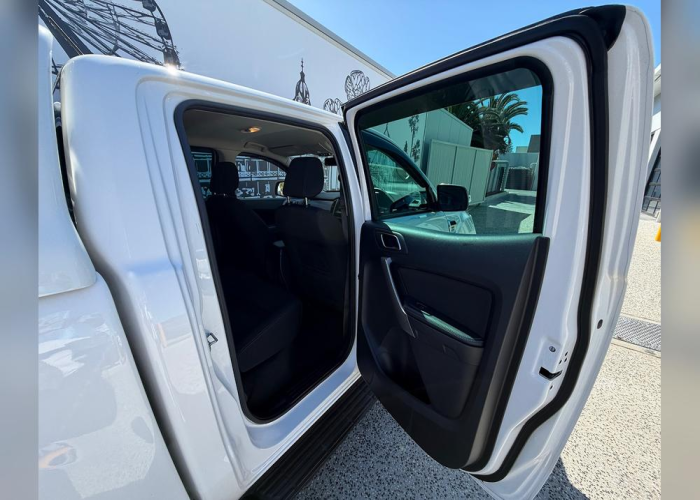 Used 9
                    FORD
                     for Sale Image