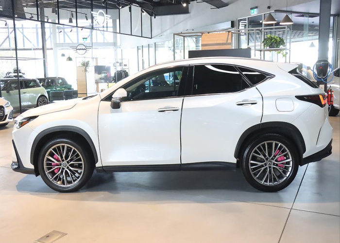 Used 2
                    Lexus
                     for Sale Image