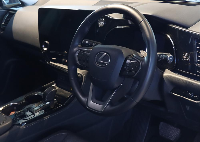 Used 2
                    Lexus
                     for Sale Image