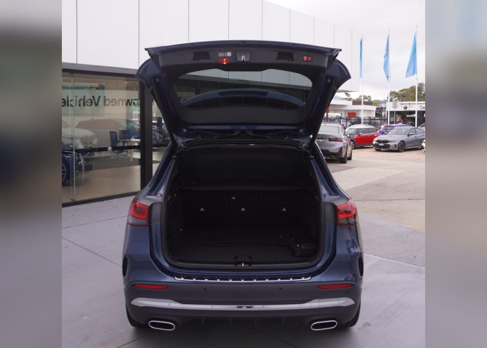 Used 4
                    MERCEDES BENZ
                     for Sale Image