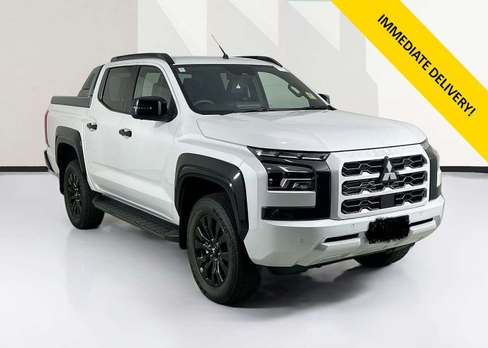 Used 2
                    MITSUBISHI
                     for Sale Image