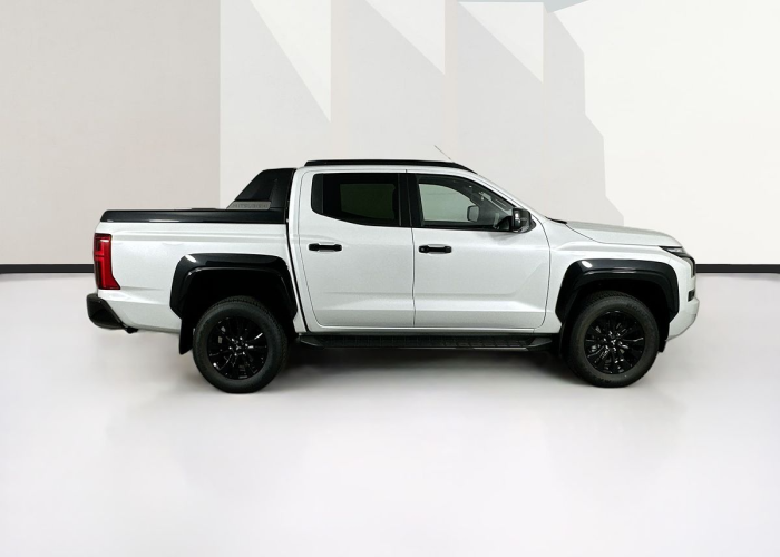 Used 2
                    MITSUBISHI
                     for Sale Image