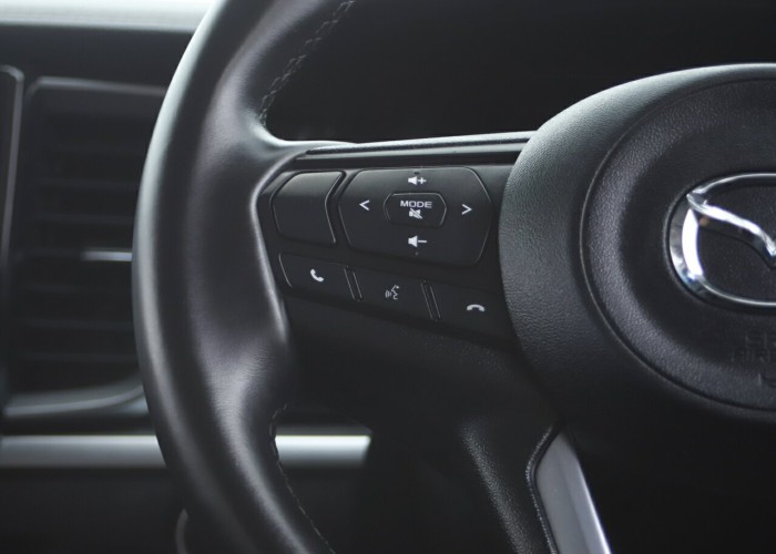 Used 1
                    MAZDA
                     for Sale Image