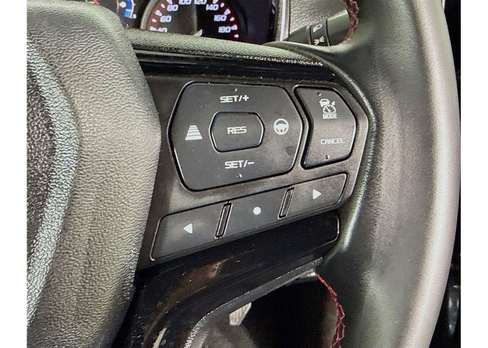 Used 1
                    ISUZU
                     for Sale Image