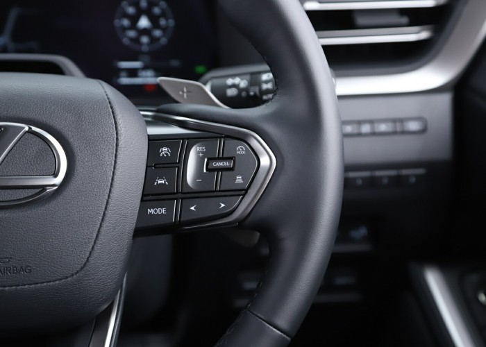 Used 1
                    Lexus
                     for Sale Image