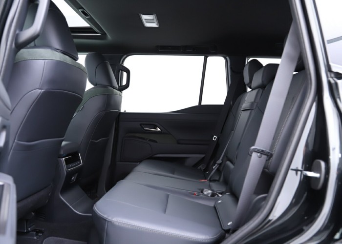 Used 1
                    Lexus
                     for Sale Image