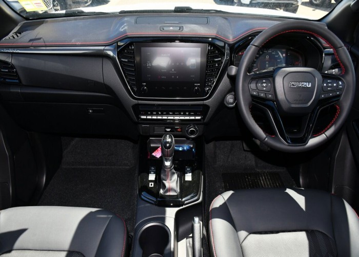 Used 1
                    ISUZU
                     for Sale Image