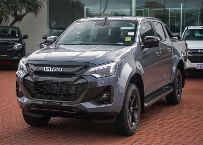 ISUZU
             
                 for Sale for Sale