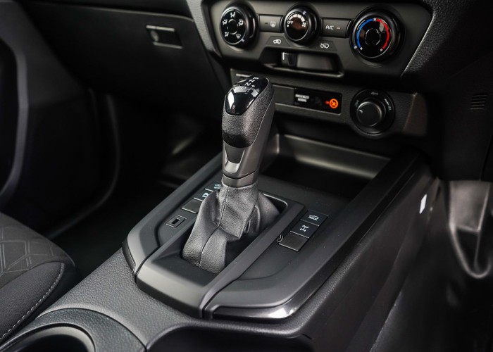 Used 1
                    ISUZU
                     for Sale Image