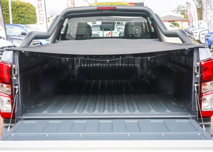 Used 1
                    ISUZU
                     for Sale Image