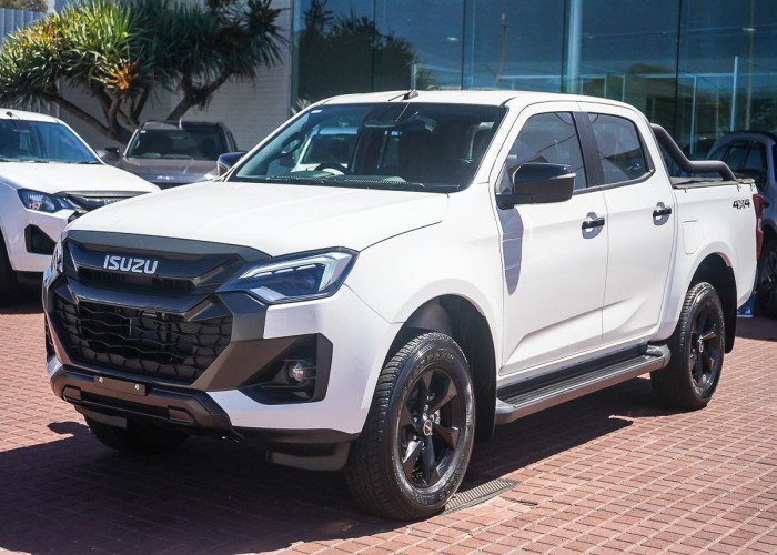 ISUZU
             
                 for Sale for Sale