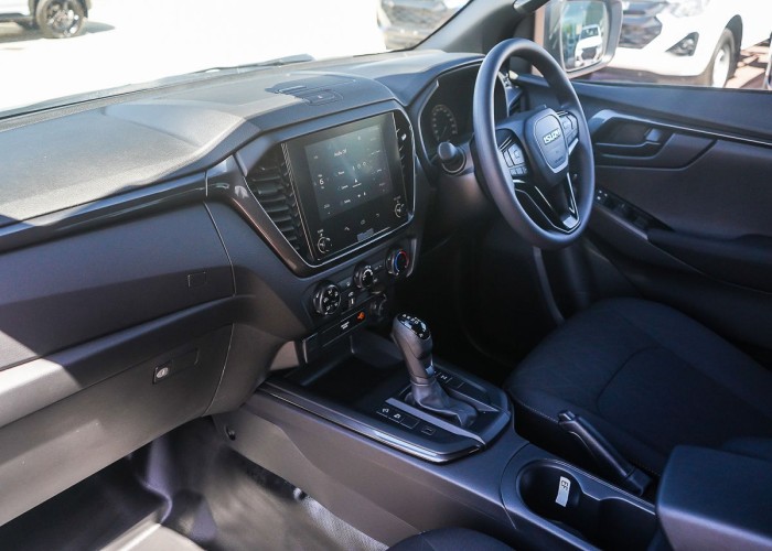 Used 1
                    ISUZU
                     for Sale Image