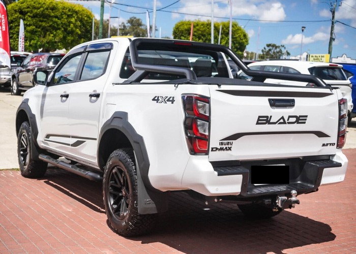 Used 1
                    ISUZU
                     for Sale Image