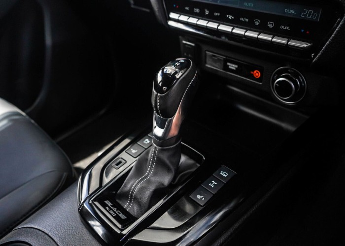 Used 1
                    ISUZU
                     for Sale Image