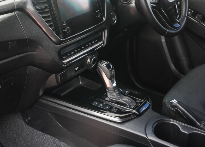 Used 1
                    ISUZU
                     for Sale Image