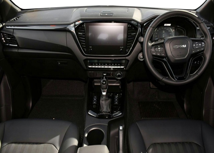 Used 1
                    ISUZU
                     for Sale Image