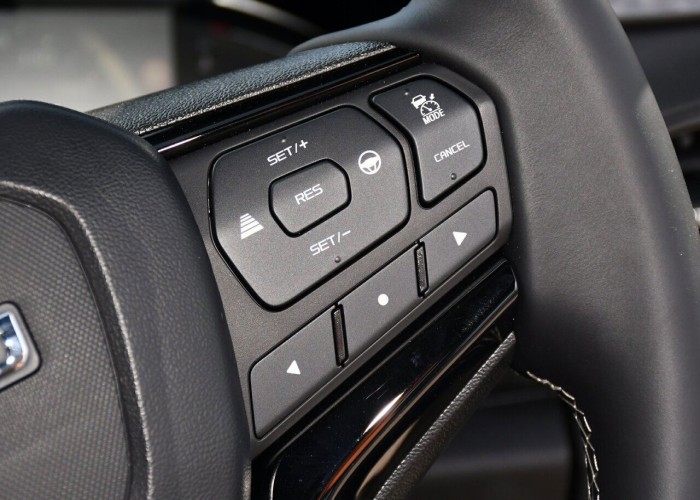 Used 1
                    ISUZU
                     for Sale Image