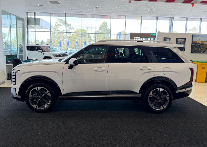 Used 1
                    HYUNDAI
                     for Sale Image